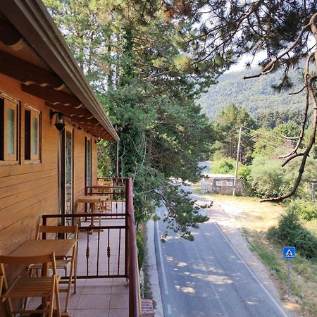Hotel Toni Llogora Dukat Екстериор снимка