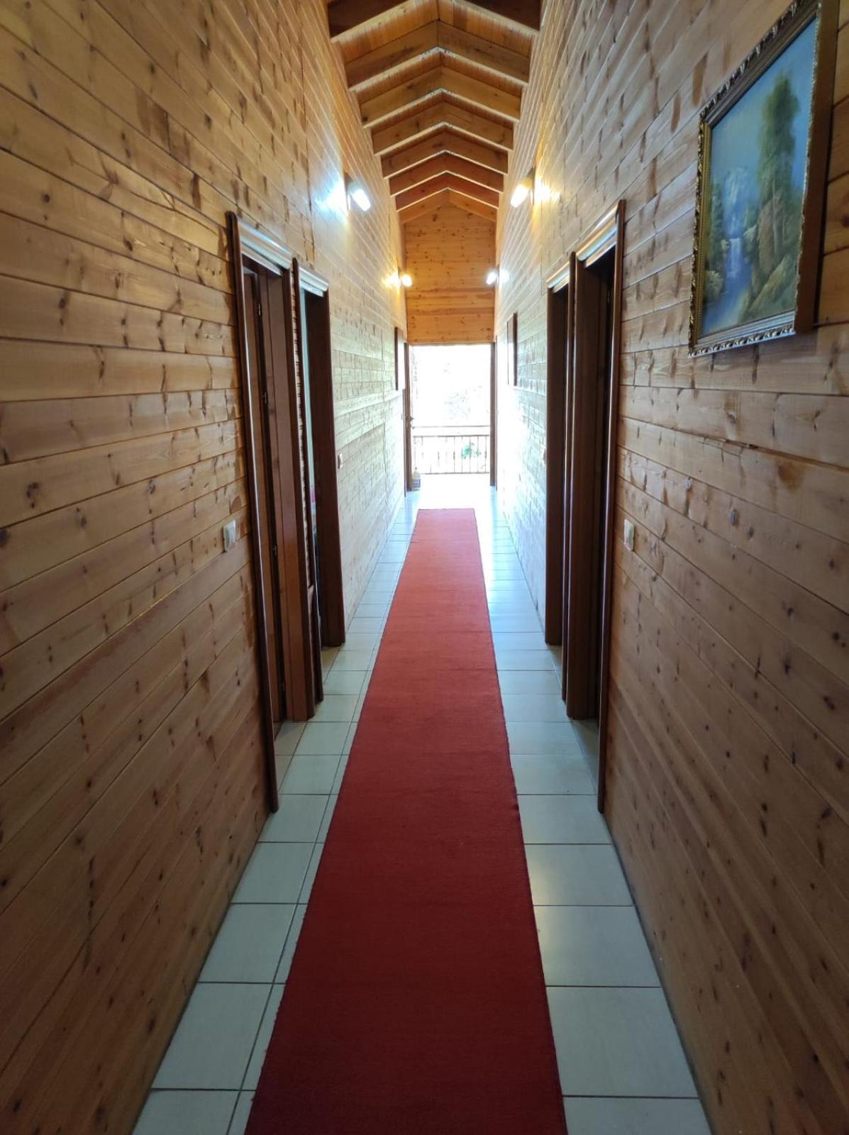Hotel Toni Llogora Dukat Екстериор снимка